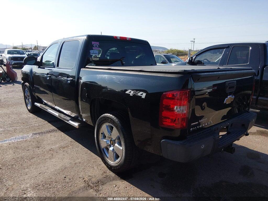 1GCPKTE30BF263635 2011 CHEVROLET SILVERADO 1500 photo no. 3