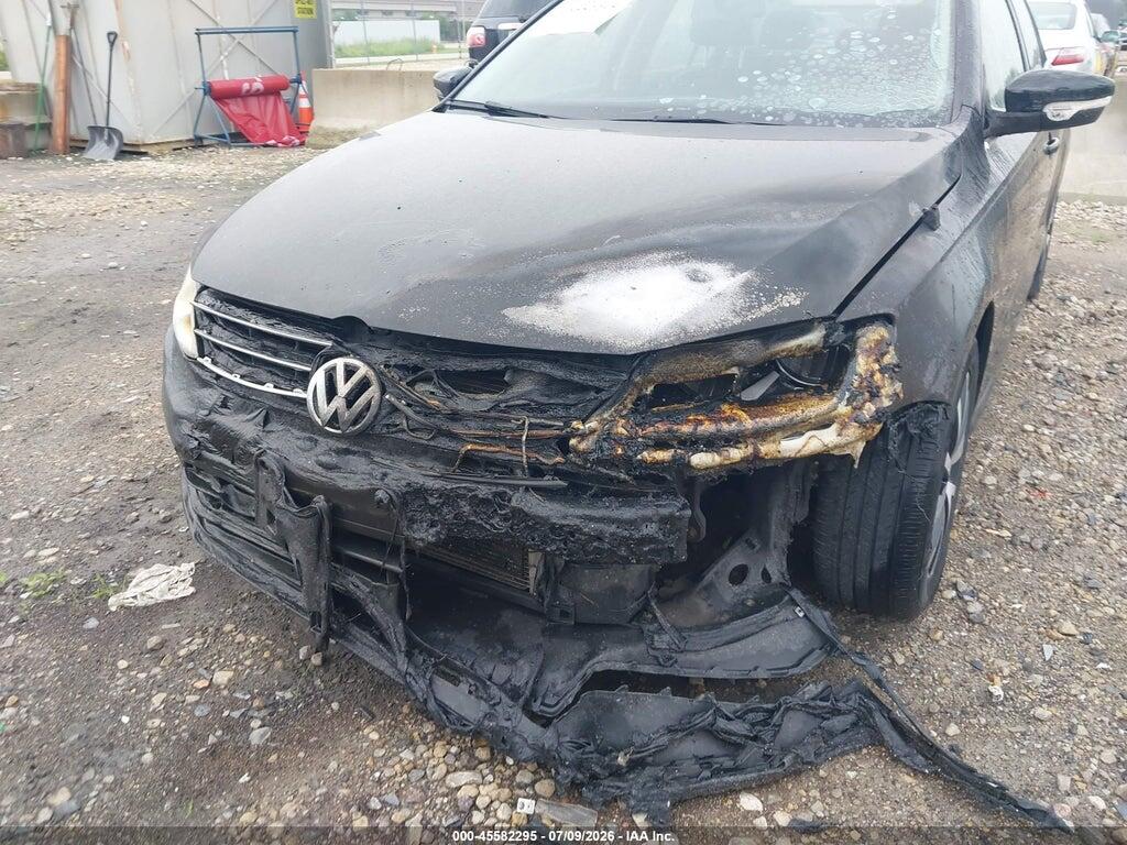 3VWDB7AJ0HM259850 2017 VOLKSWAGEN JETTA photo no. 6