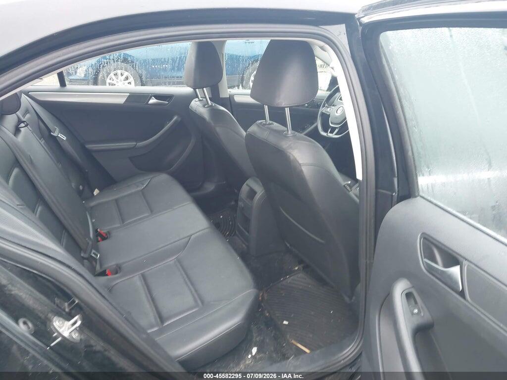 3VWDB7AJ0HM259850 2017 VOLKSWAGEN JETTA photo no. 8