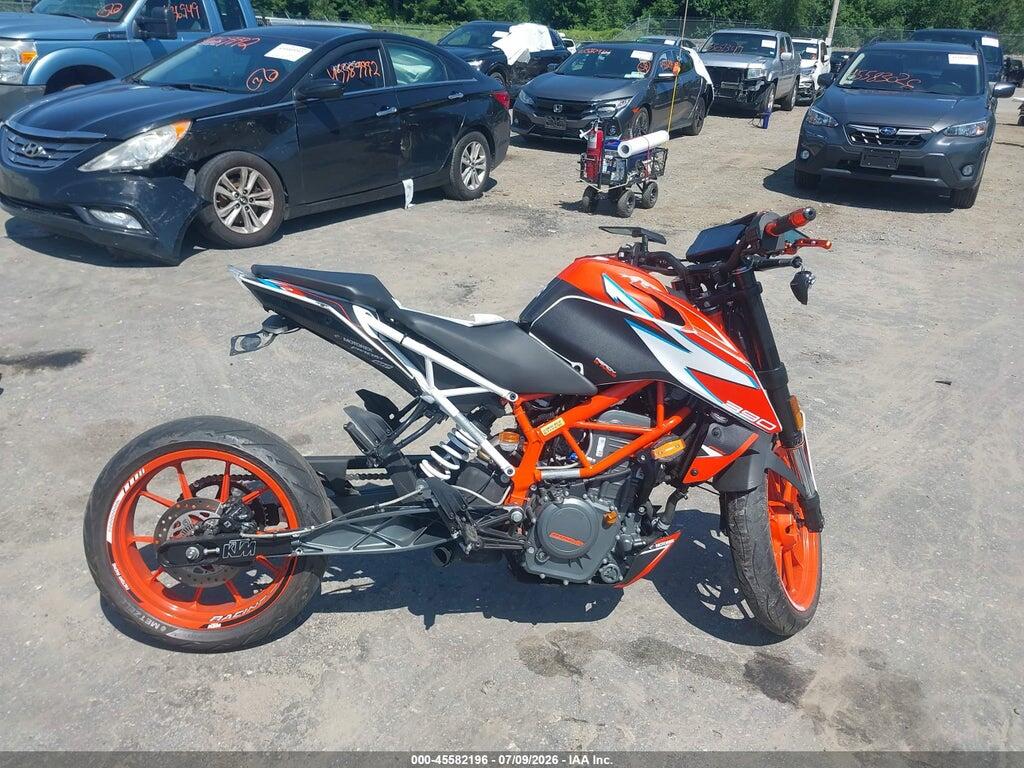 MD2JPJ400HC209565 2017 KTM 390 photo no. 12