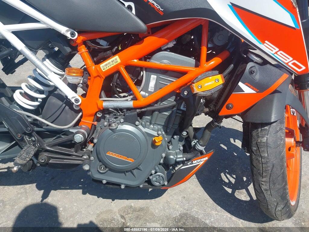 MD2JPJ400HC209565 2017 KTM 390 photo no. 8