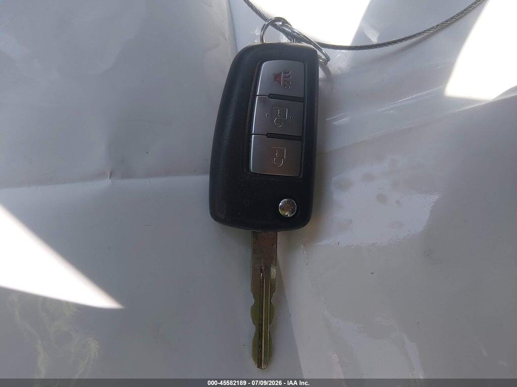KNMAT2MT8HP615670 2017 NISSAN ROGUE photo no. 11