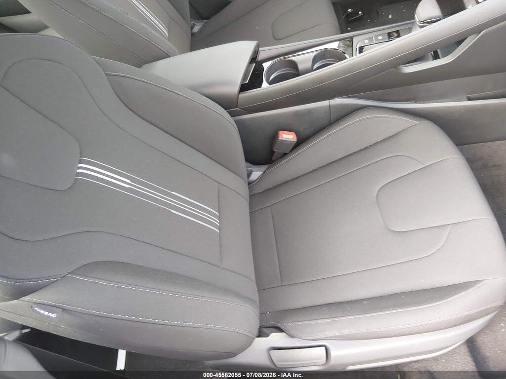 KMHLS4DG5TU213847 2026 HYUNDAI ELANTRA photo no. 8