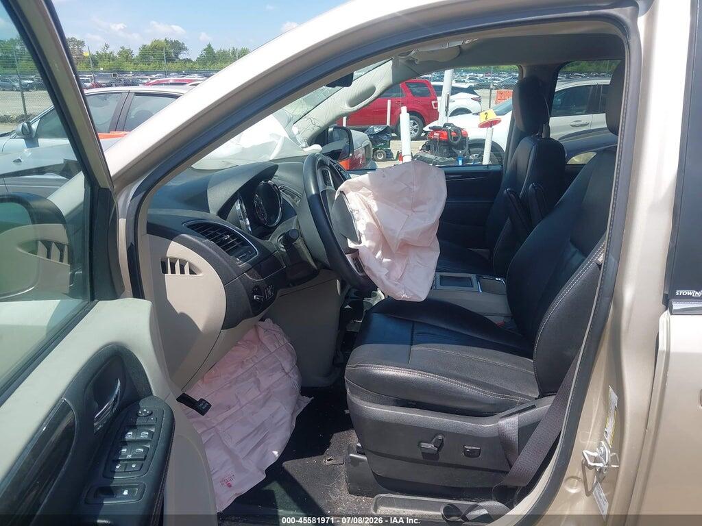 2C4RC1BG6GR110985 2016 CHRYSLER TOWN & COUNTRY photo no. 5