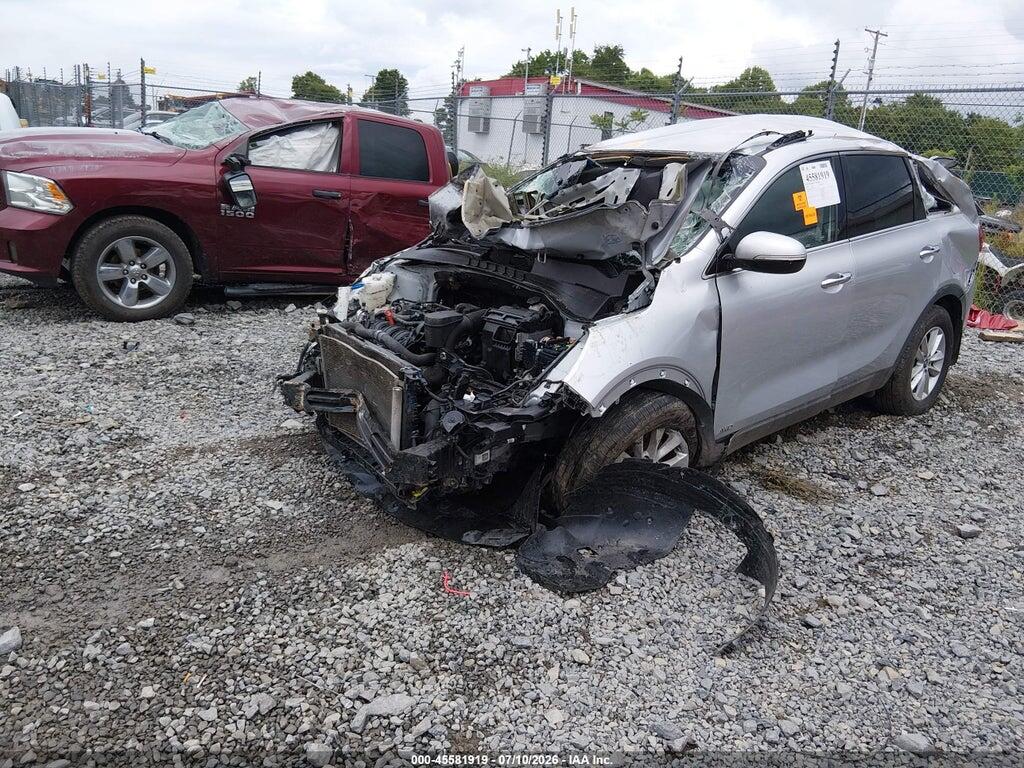 5XYPGDA39KG573938 2019 KIA SORENTO photo no. 2
