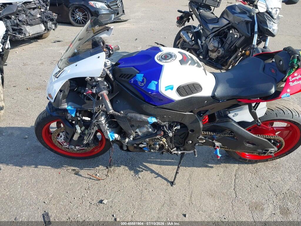 JYARN42E9GA000510 2016 YAMAHA YZFR1S photo no. 9