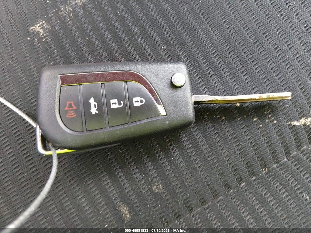 2T3WFREV4FW185238 2015 TOYOTA RAV4 photo no. 11