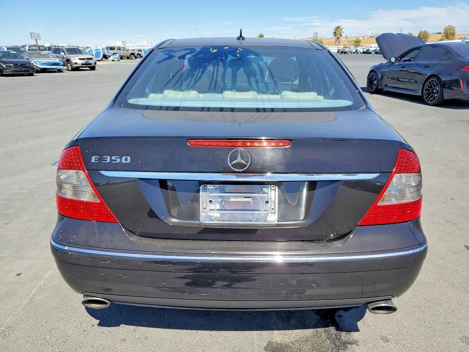 WDBUF56XX7B033246 2007 MERCEDES-BENZ E photo no. 6