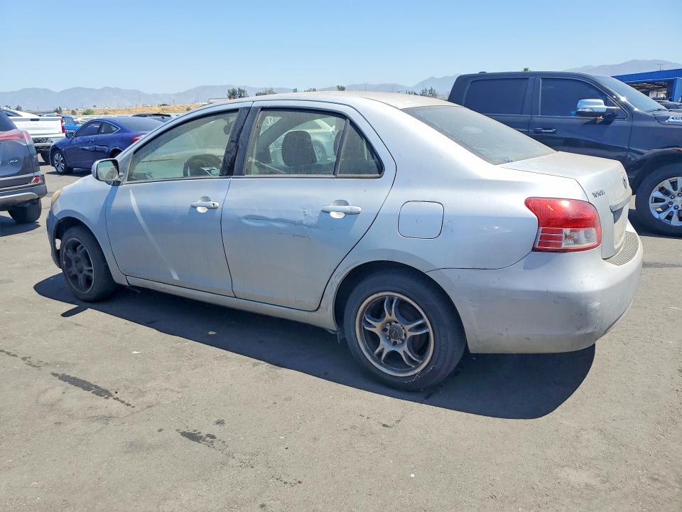 2007 TOYOTA YARIS BASE — Фото 2 из 12