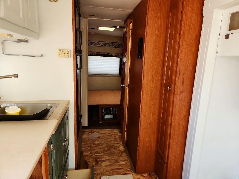 2006 FORD LEXINGTON RV — Фото 6 из 10