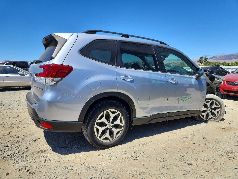 JF2SKAEC5KH527663 2019 SUBARU FORESTER photo no. 3