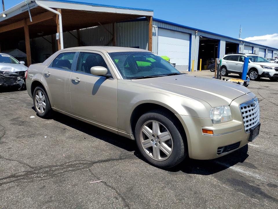 2006 CHRYSLER 300 TOURING — Фото 4 из 12