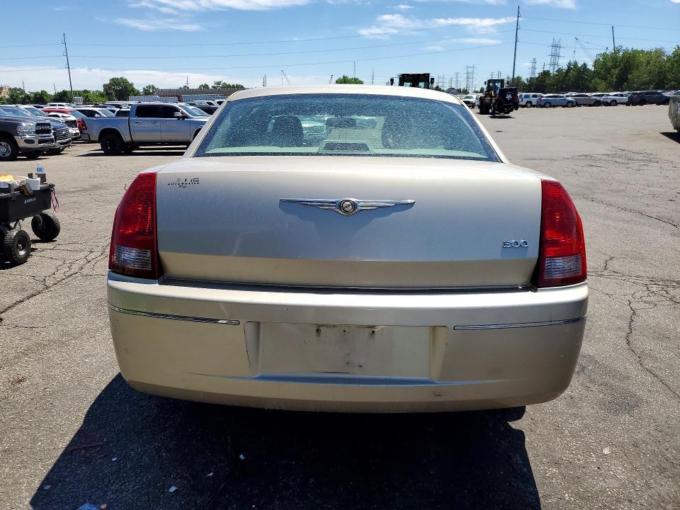 2006 CHRYSLER 300 TOURING — Фото 6 из 12