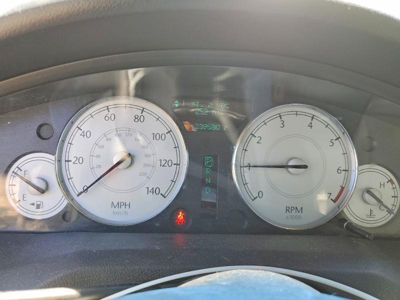 2006 CHRYSLER 300 TOURING — Фото 9 из 12