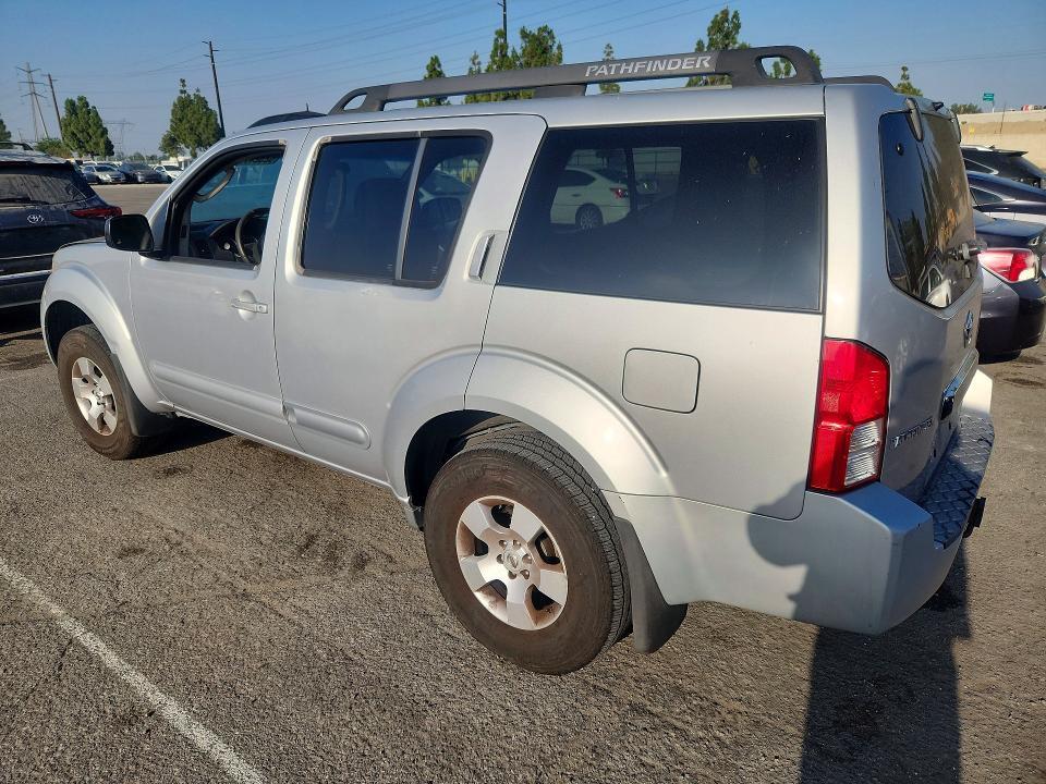 2006 NISSAN PATHFINDER LE/SE/XE — Фото 2 из 12