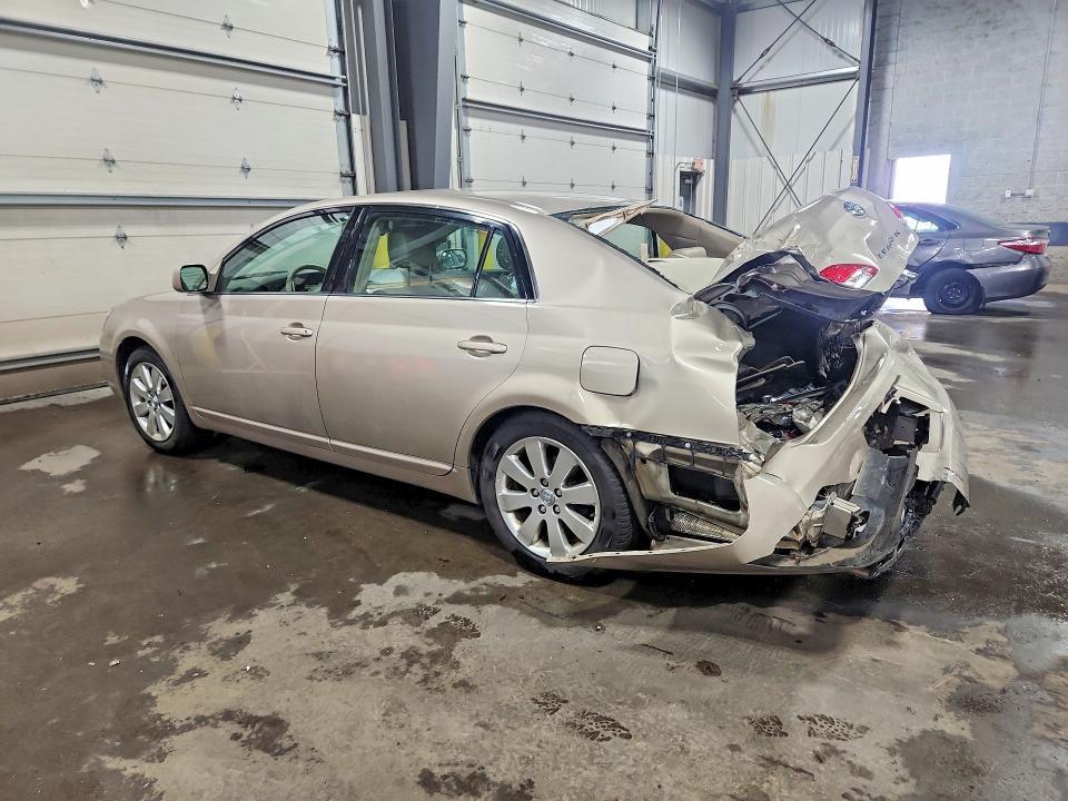 2006 TOYOTA AVALON XLS — Фото 2 из 12