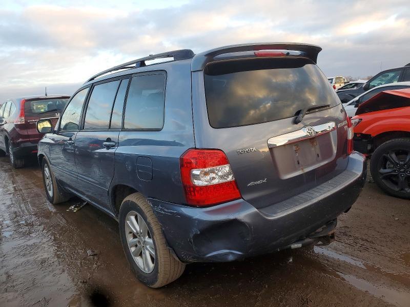 2006 TOYOTA HIGHLANDER — Фото 2 из 12