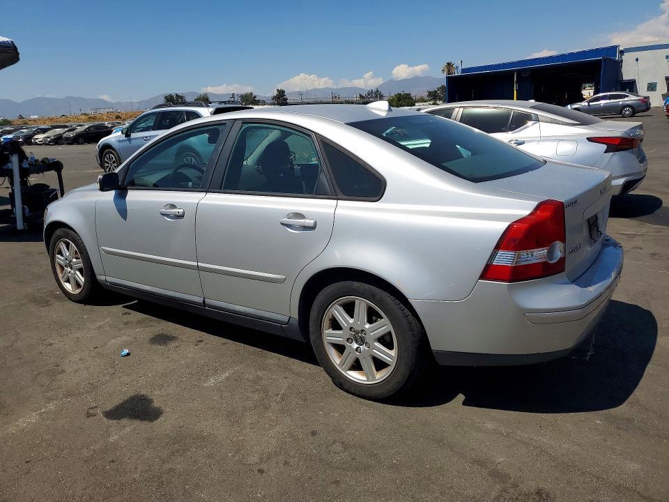 2006 VOLVO S40 2.4I — Фото 2 из 12