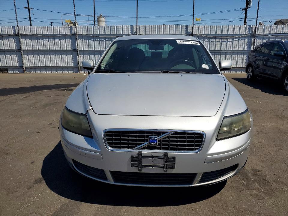 2006 VOLVO S40 2.4I — Фото 5 из 12