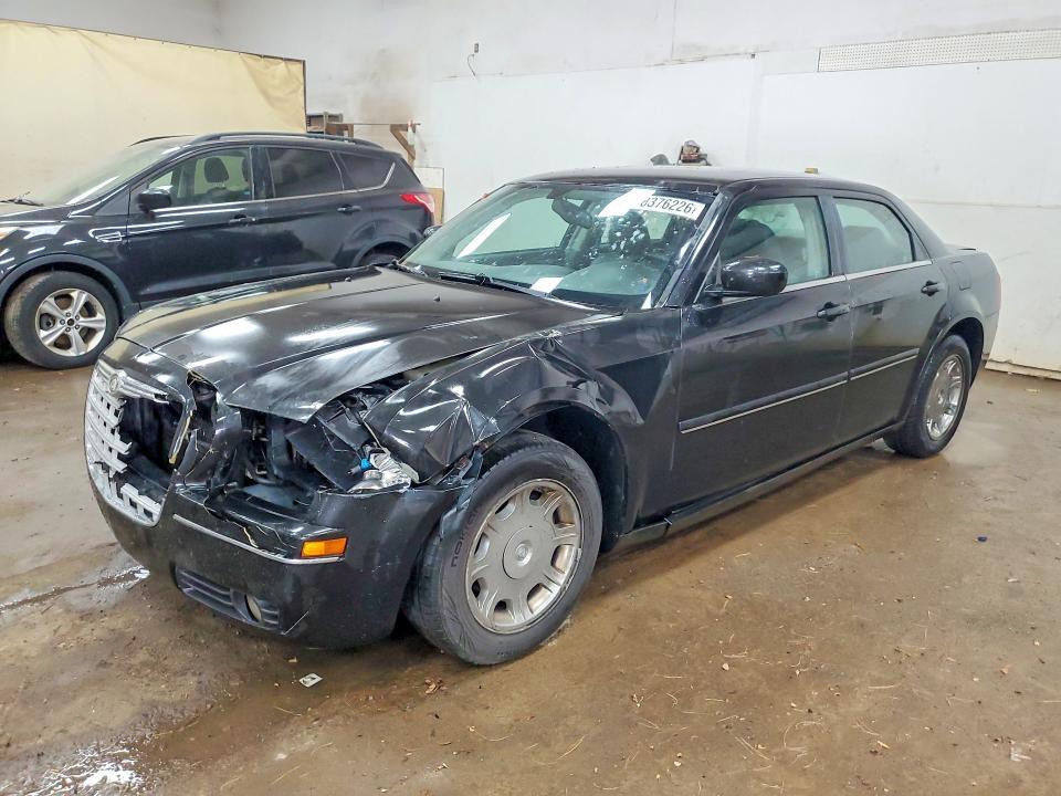 2C3JA53GX5H176536 2005 CHRYSLER 300 photo no. 1