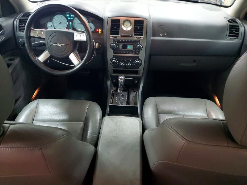 2C3JA53GX5H176536 2005 CHRYSLER 300 photo no. 8