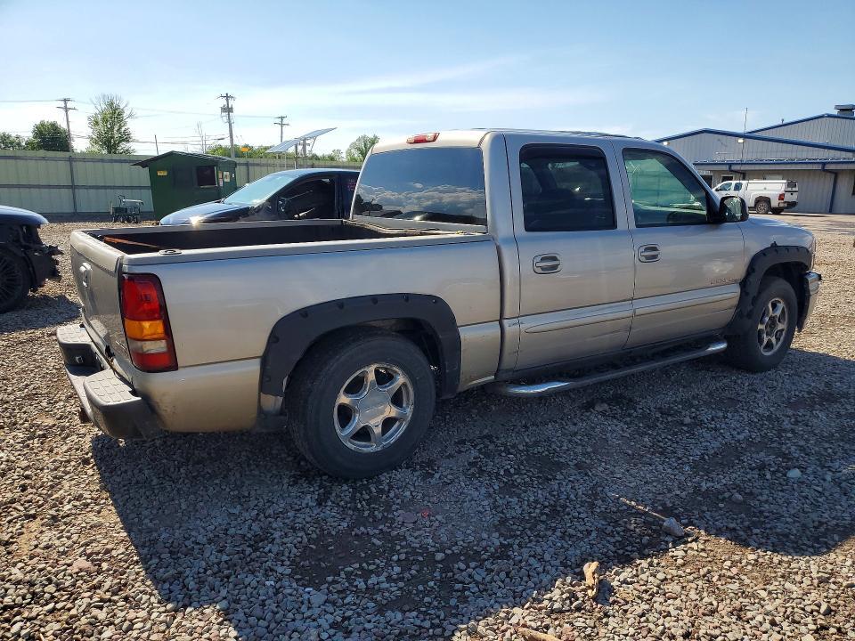 2005 GMC SIERRA K1500 DENALI — Фото 3 из 12