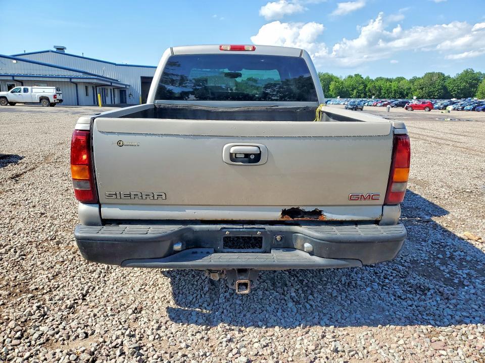 2005 GMC SIERRA K1500 DENALI — Фото 6 из 12