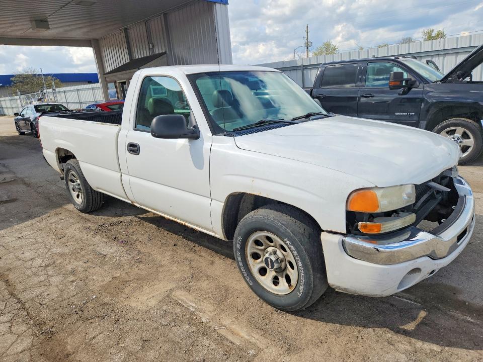 2005 GMC NEW SIERRA C1500 — Фото 4 из 12