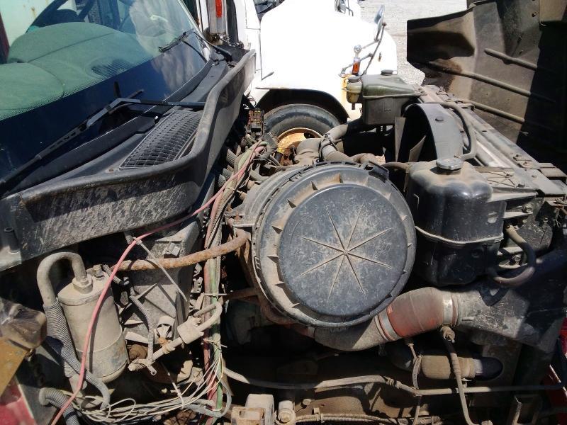 2005 INTERNATIONAL 7400 REFUSE TRUCK — Фото 7 из 10