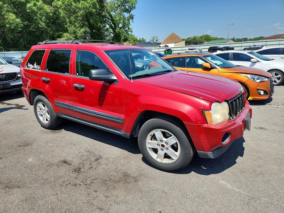 2005 JEEP GRAND CHEROKEE LAREDO — Фото 4 из 13