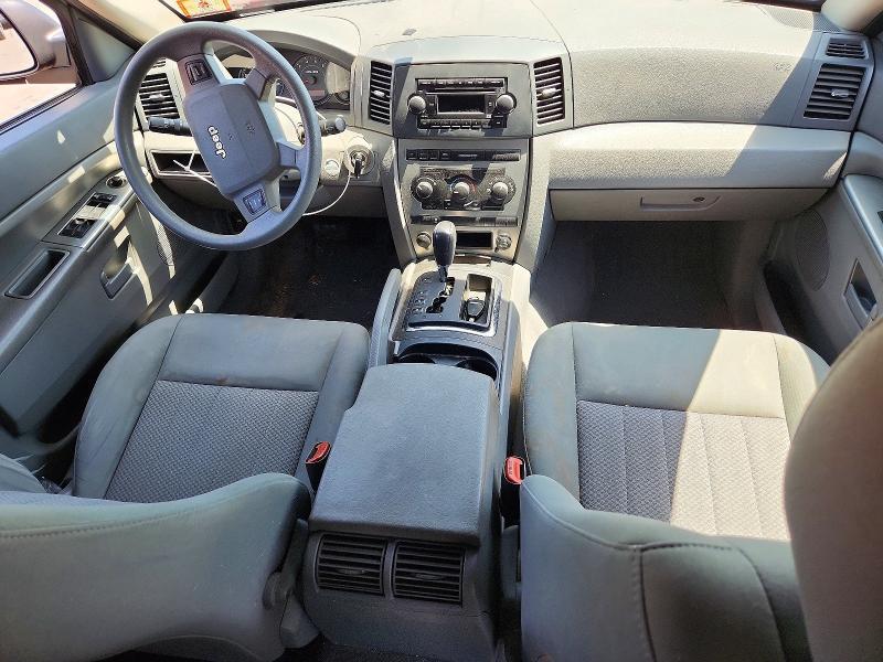 2005 JEEP GRAND CHEROKEE LAREDO — Фото 8 из 13