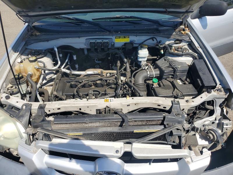 4F2YZ02Z85KM14708 2005 MAZDA TRIBUTE photo no. 11