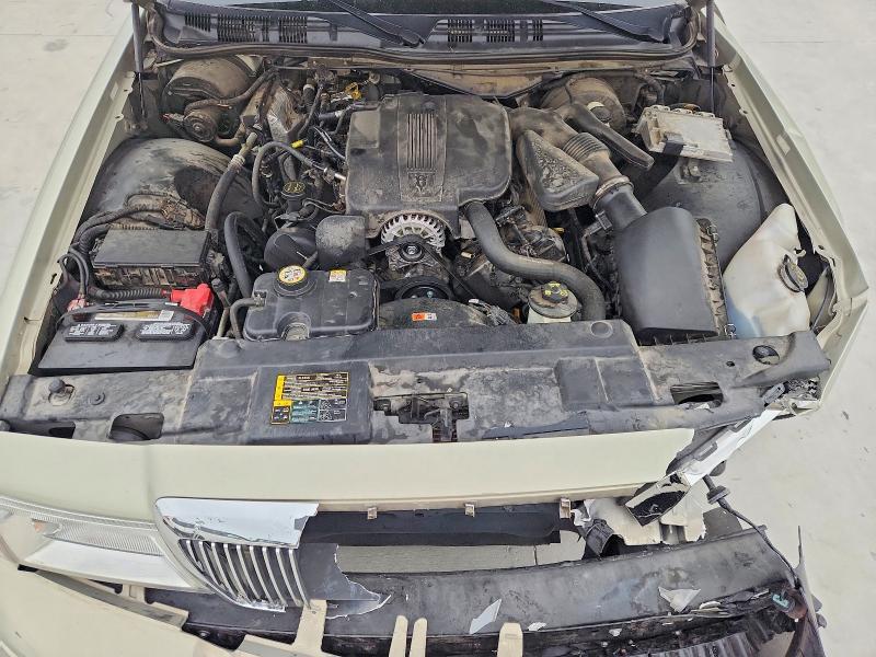 2MEHM75WX5X670689 2005 MERCURY GRAND MARQUIS photo no. 11