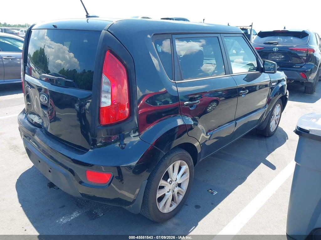 KNDJT2A50D7531195 2013 KIA SOUL photo no. 4