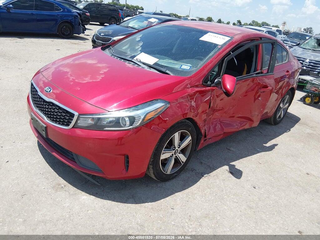 3KPFL4A79JE279445 2018 KIA FORTE photo no. 2