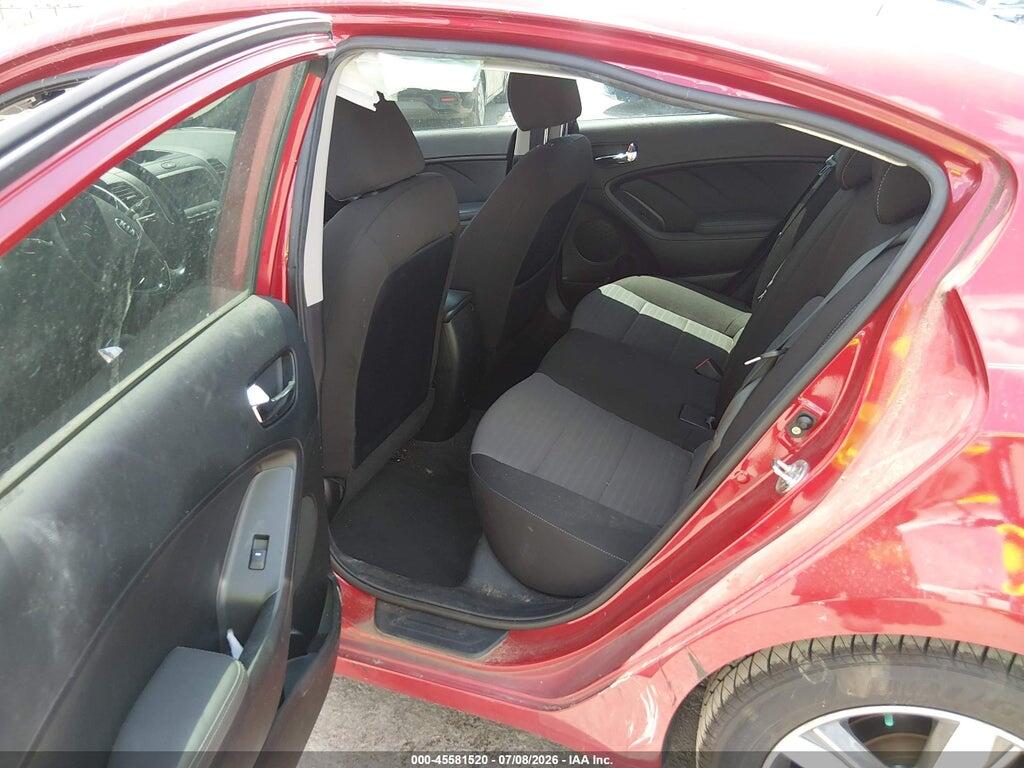 3KPFL4A79JE279445 2018 KIA FORTE photo no. 8