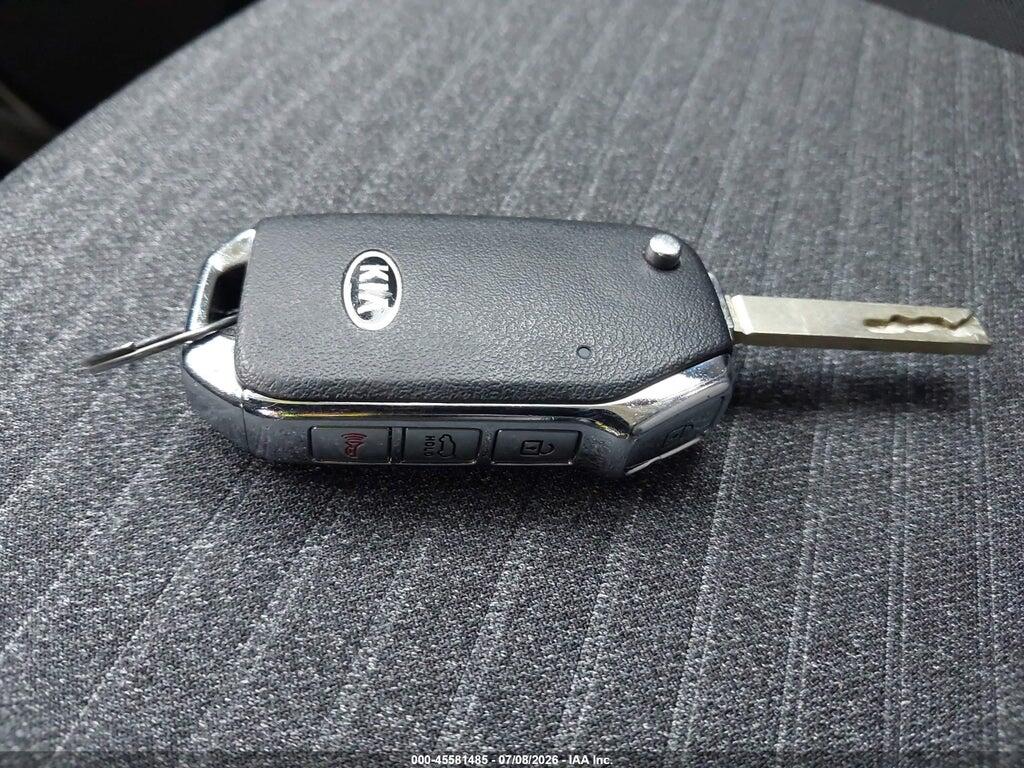 KNDJ63AU8M7141613 2021 KIA SOUL photo no. 11