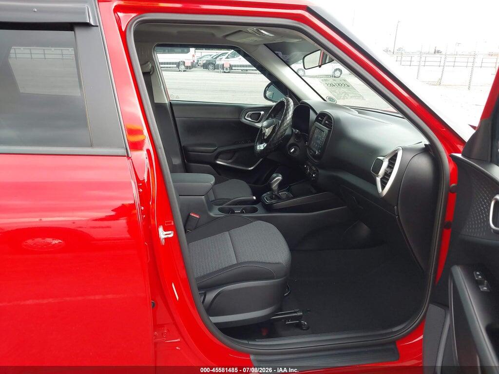 KNDJ63AU8M7141613 2021 KIA SOUL photo no. 5