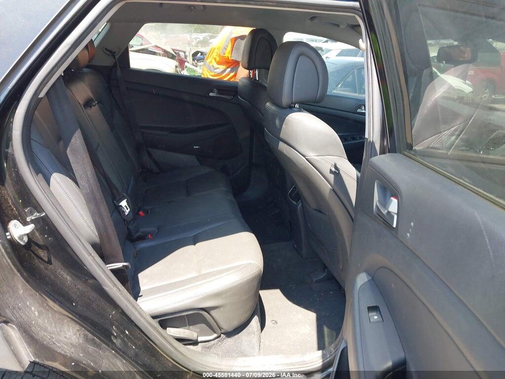 KM8J33A44HU474581 2017 HYUNDAI TUCSON photo no. 8