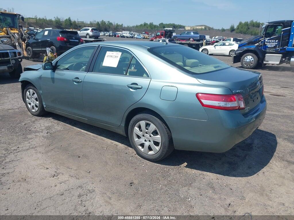 4T1BF3EK3BU701805 2011 TOYOTA CAMRY photo no. 3