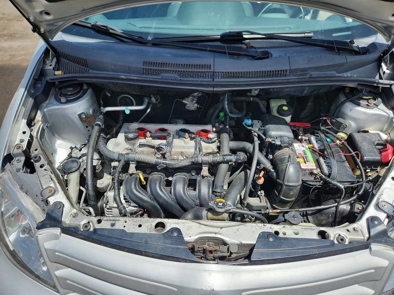 JTKKT604X50080316 2005 SCION XA photo no. 11