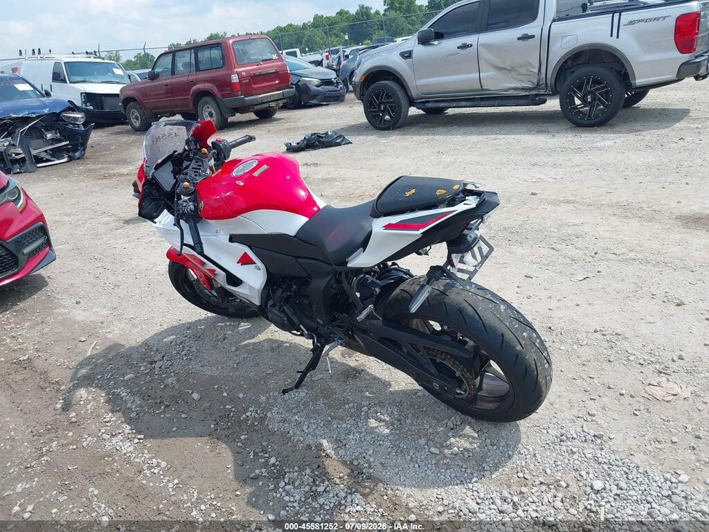JYARM60E9TA001345 2026 YAMAHA YZFR7 photo no. 3