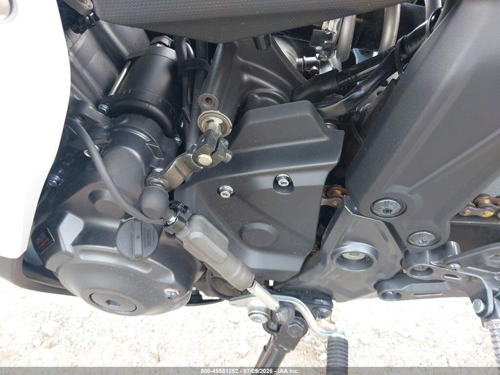 JYARM60E9TA001345 2026 YAMAHA YZFR7 photo no. 9