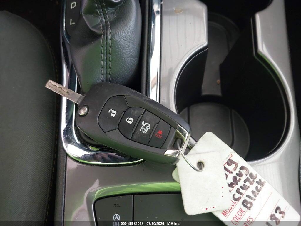 1G1BC5SM6K7129876 2019 CHEVROLET CRUZE photo no. 11