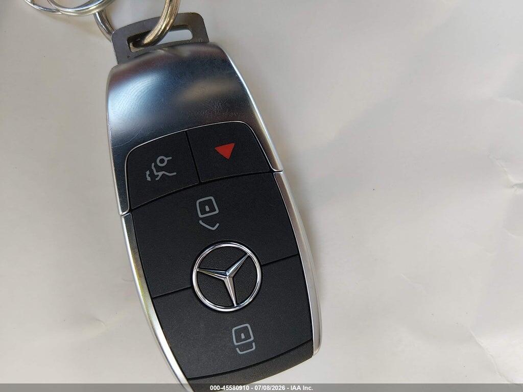 W1N0G8EB8NV379840 2022 MERCEDES-BENZ GLC 300 photo no. 11
