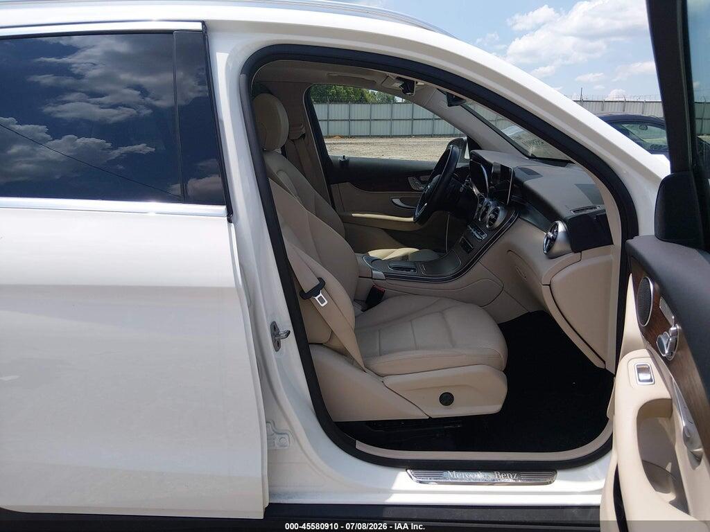 W1N0G8EB8NV379840 2022 MERCEDES-BENZ GLC 300 photo no. 5