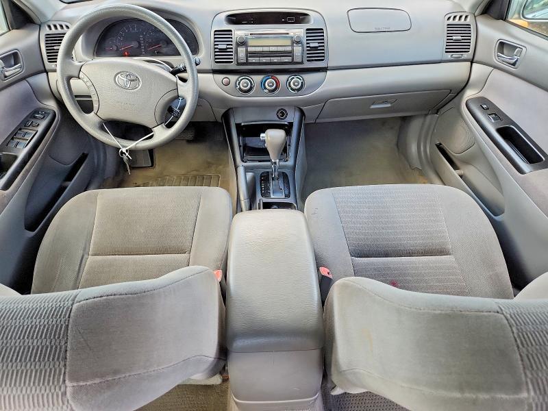 2005 TOYOTA CAMRY 4D S — Фото 8 из 12