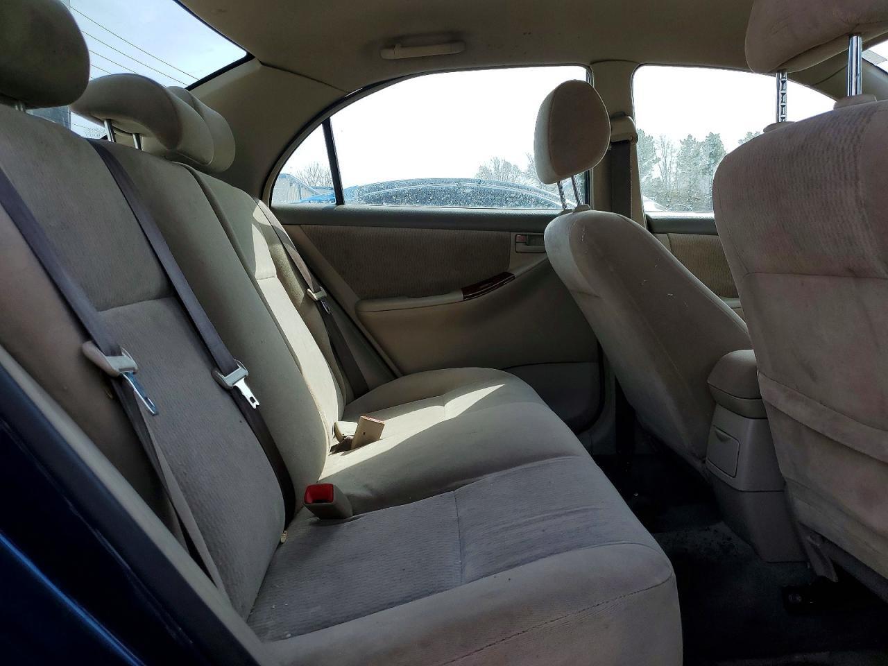 2005 TOYOTA COROLLA LE — Фото 10 из 12