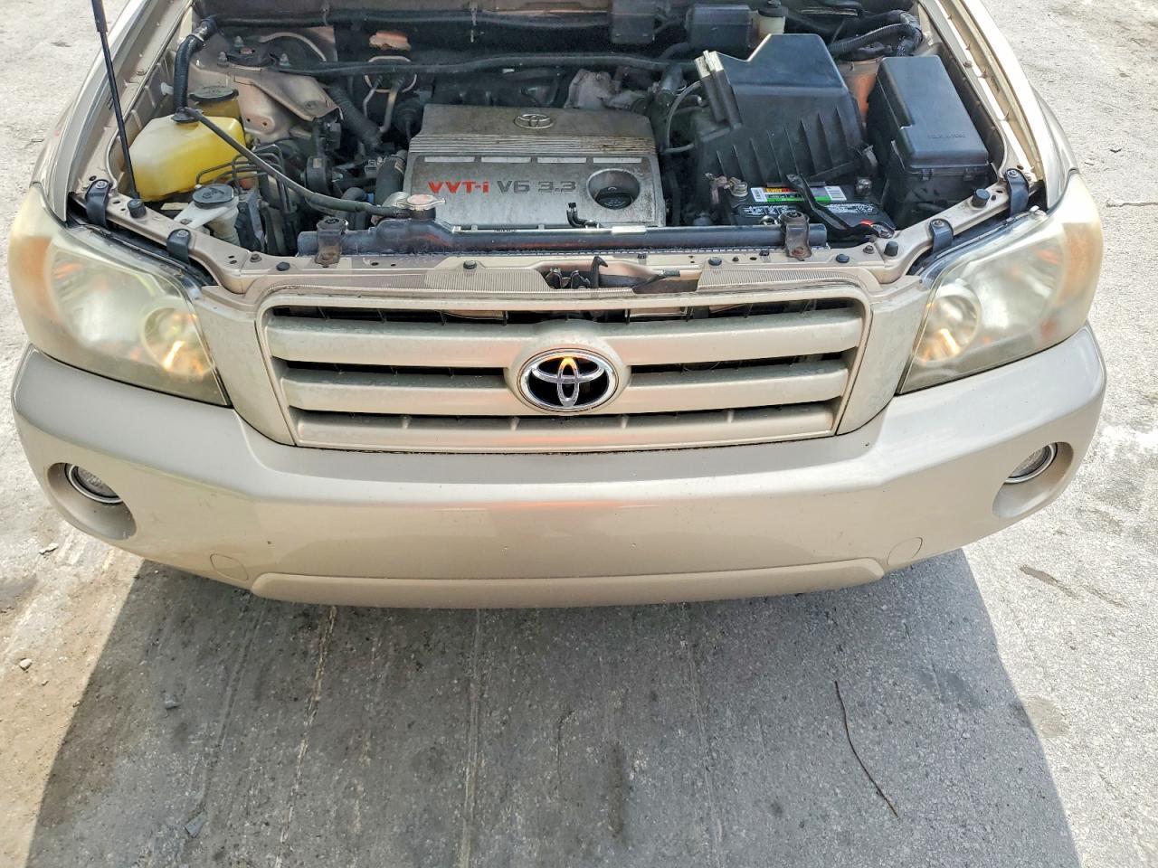 2005 TOYOTA HIGHLANDER — Фото 12 из 13