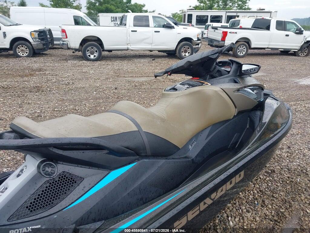 00000YDV00129J516 2016 SEADOO GTX 260 photo no. 8
